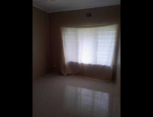 3 BEDROOM PROPERTY TO RENT IN MEER EN SEE